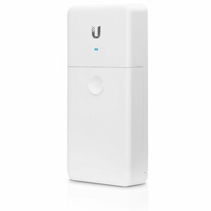 Ubiquiti Networks NanoSwitch Gigabit Ethernet (10/100/1000) Power over Ethernet (PoE) Wit